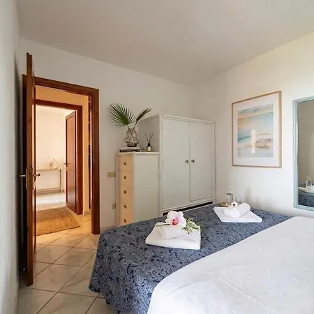 Hébergement de vacances Casa Regina Simius